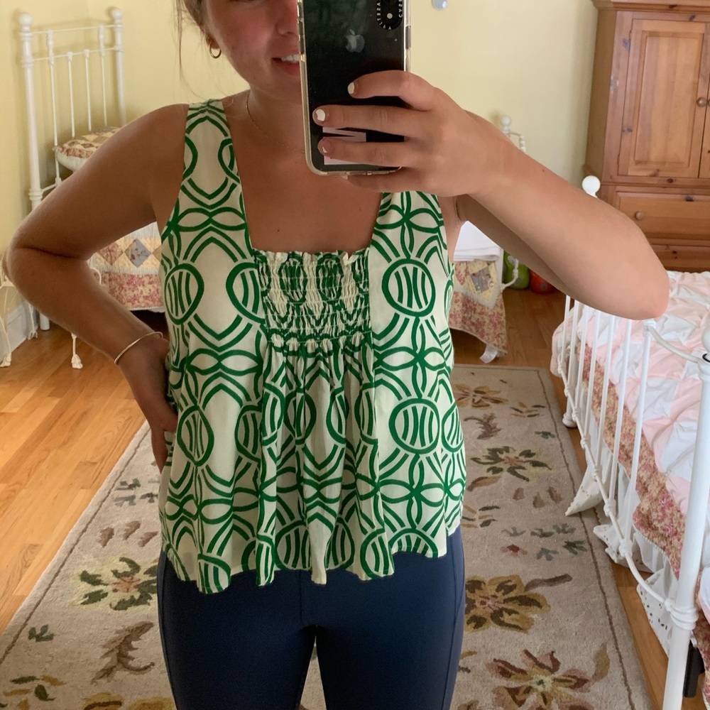 Cute offwhite and green tank top!!!
